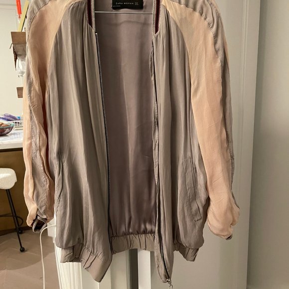 Zara Light Bomber Jacket - Picture 3 of 4